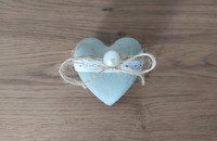 Petit coeur en beton avec dentelle