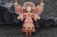 Belle broche ange multicolore