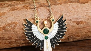 Collier ange gothique